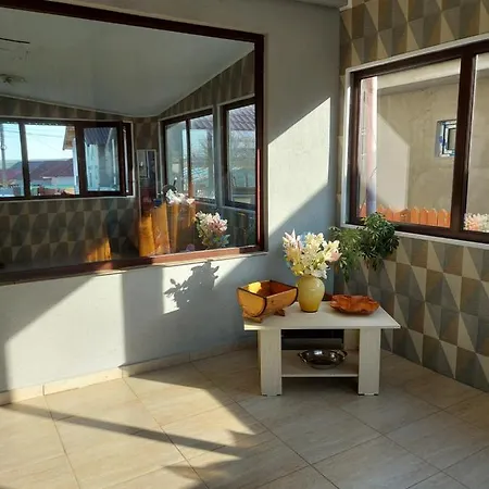 Dalila ヴィラ コルブ